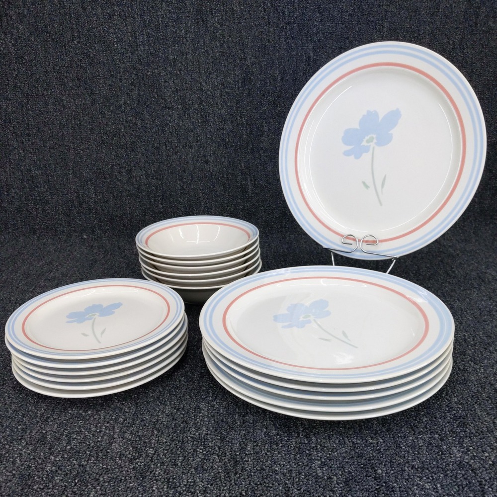Newcor Dinnerware Set Blue Signature No. 314 Floral Stoneware 18pc Vintage Japan